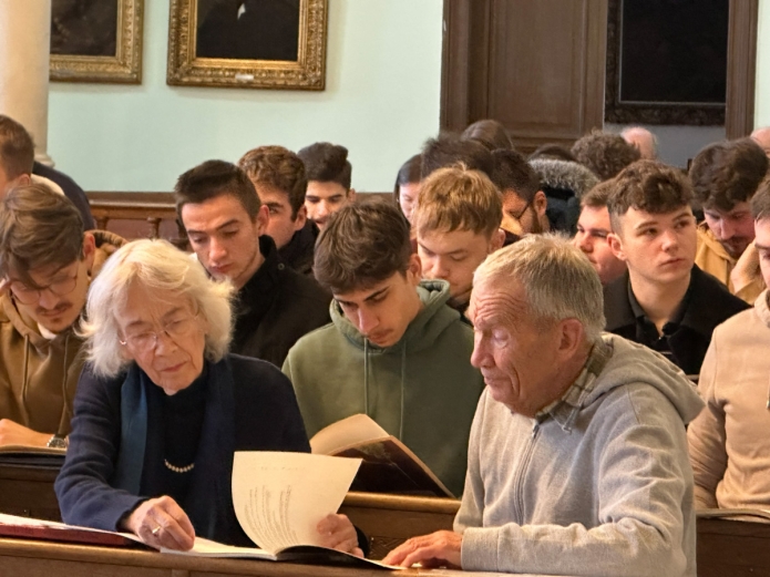 Anne Barth és Peter Barth a konferencia résztvevői között